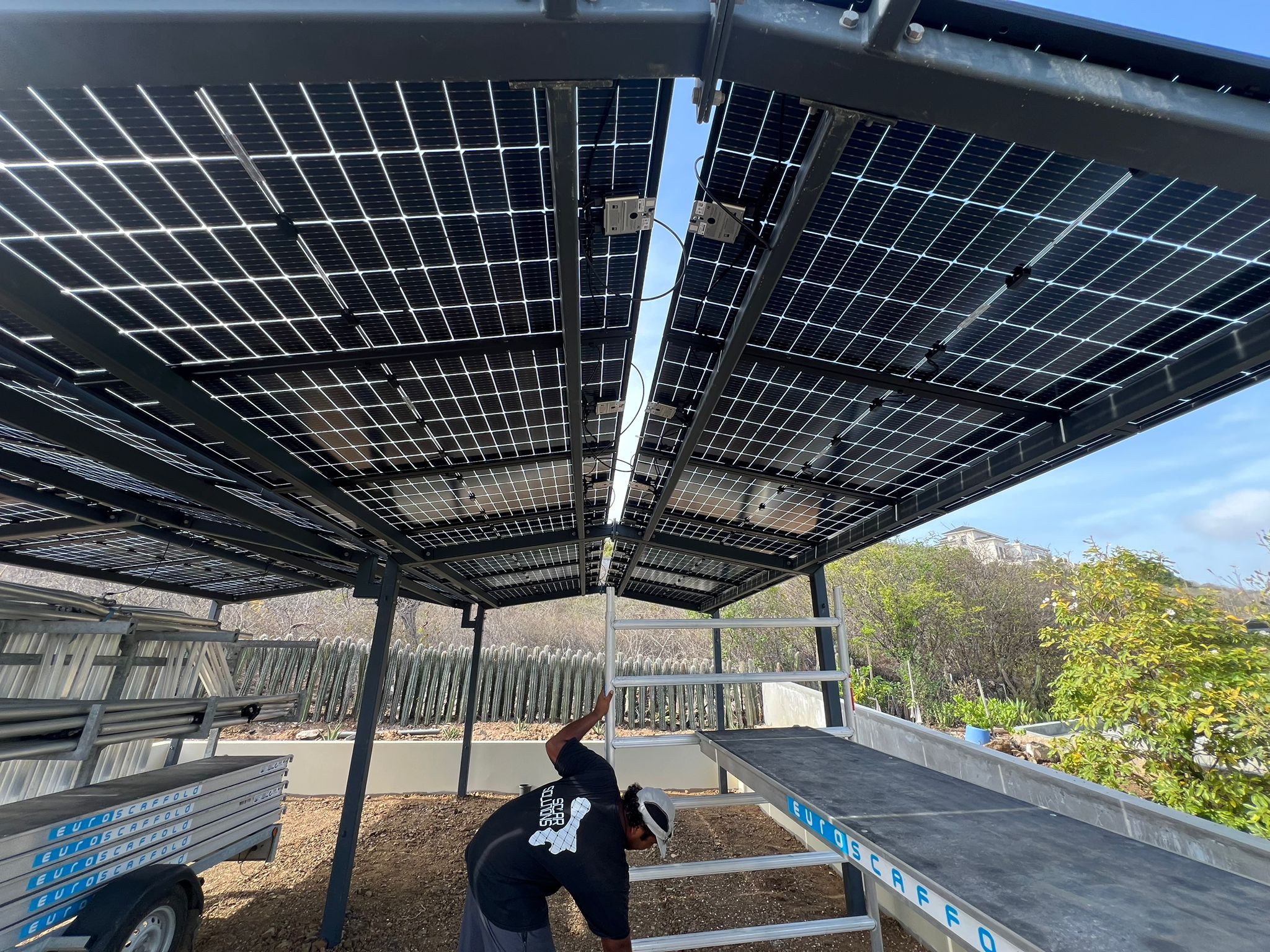 over-2-solar-solutions-bonaire